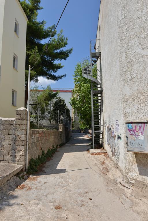 מלון Levádeia Mideia מראה חיצוני תמונה